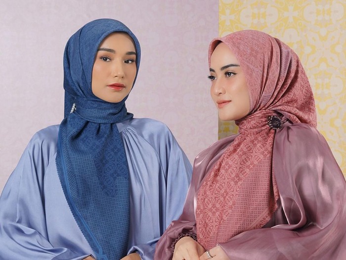 Inspirasi dress shimmer dari Zyta Deliarahma