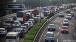 Jelang Cuti Bersama, Lalin Lebak Bulus Macet Sore Ini