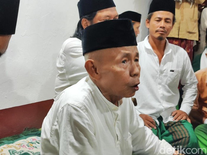 Imam Masjid Aolia, KH Ibnu Hajar Pranolo saat ditemui di Gunungkidul, Jumat (5/4/2024).