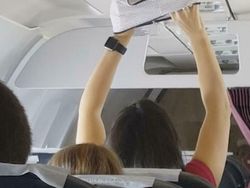 Penumpang Pesawat Kurang Ajar, Semoga Tak Jumpa Saat Arus Balik