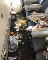 Kelakuan penumpang pesawat ini bikin ngelus dada. Jangan sampai kamu berperilaku seperti ini saat mudik nanti ya, detikers.