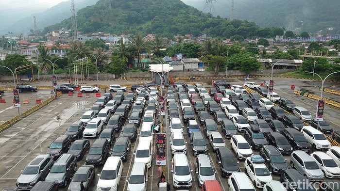 Pelabuhan Merak Siap Hadapi Lonjakan Angkutan Mudik Malam Ini