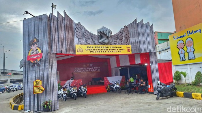 Kondisi Pos Terpadu Cileunyi yang bertema IKN.