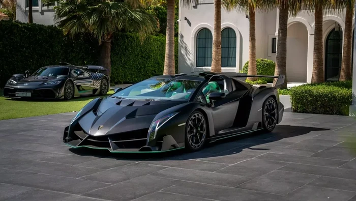Lamborghini Veneno Roadster