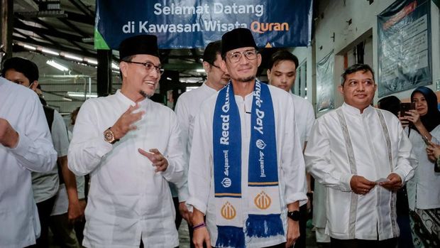 Menparekraf Sandiaga Uno meresmikan Wisata Quran di Bandung, Kamis (4/4/2024).
