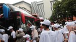 Dirut Bulog Lepas Keberangkatan Ratusan Pemudik