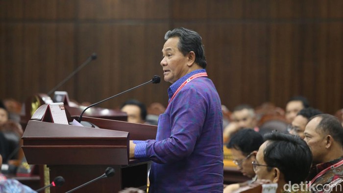 Momen Ketua DKPP Jelaskan Teguran Keras Di Sidang MK Momen Ketua DKPP Jelaskan Teguran Keras Di Sidang MK