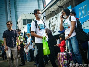 Momen Seru Pelepasan Mudik Asyik Transmedia 2024