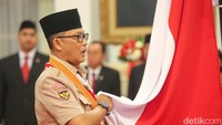 Dengan rahmat Tuhan Yang Maha Esa, Jumat 5 April 2024 saya kukuhkan saudara-saudara sebagai pengurus kwartir nasional gerakan pramuka masa bakti tahun 2023-2028, ujar Jokowi di Istana. 