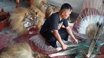 Menilik Aktivitas Perajin Reog Ponorogo