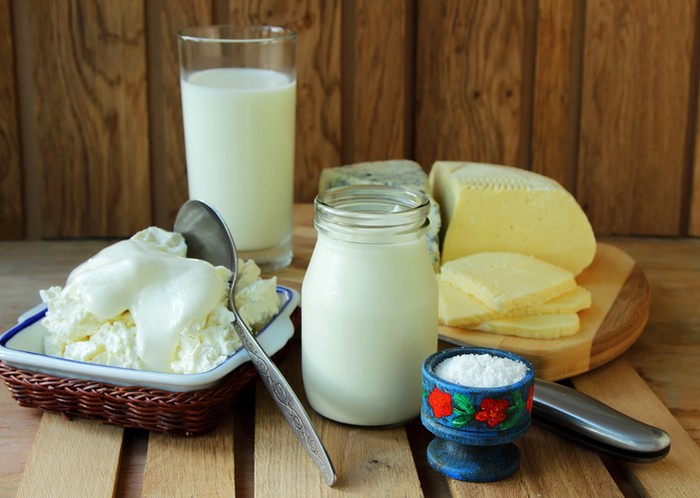 5 Perbedaan Yoghurt dan Greek Yoghurt, Mana Lebih Sehat?