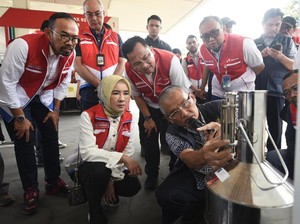 Dirut Pertamina Pantau Kesiapan Satgas-Stok BBM di Jawa Barat