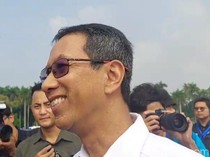 Kata Heru Budi Fotonya Bagi Bansos Bungkus Biru Ditampilkan di Sidang MK