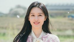 Ya Tuhan, Jangan Hilangkan Senyum Hong Hae In Ini... Ya Tuhan, Jangan Hilangkan Senyum Hong Hae In Ini...