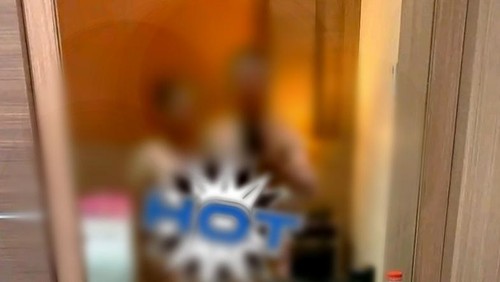 Salah satu foto telanjang diduga PN Bajawa bersama istri viral di sosmed. (Facebook Yuyun Hega)