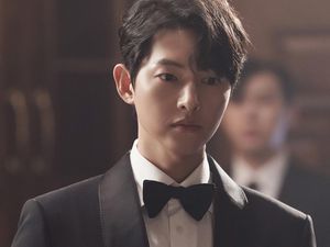 9 Model Rambut Pria Korea yang Tren di 2024, Ala Song Joong Ki Hingga V BTS