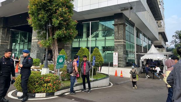 Suasana MK Jelang sidang lanjutan sengketa Pilpres 2024 dengan agenda pemeriksaan 4 menteri (Anggi-detikcom)