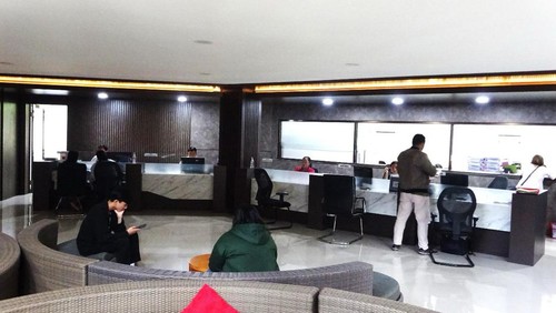 Suasana Pelayanan di Mal Pelayanan Publik Sewakadarma Denpasar beberapa waktu lalu. (Dok. Pemkot Denpasar)