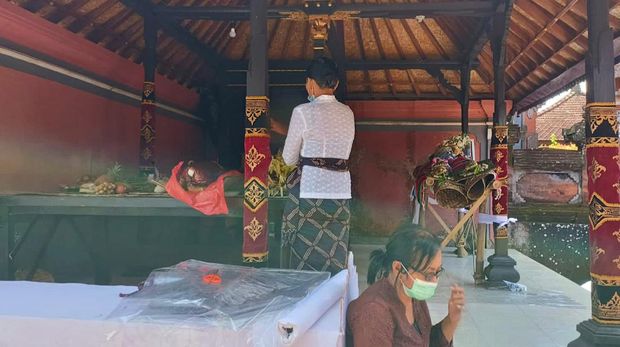 Suasana Puri Sidemen sebelum jenazah Cok Sawitri dikremasi ke Krematorium Bebalang, Kabupaten Bangli, Bali, Jumat (5/4/2024). (Foto: Istimewa)