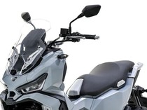 Wujud Pesaing Honda ADV 160, Tampilan Lebih Kekar
