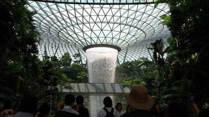 A view of the indoor waterfall at Jewel Changi Airport in Singapore April 4, 2024. REUTERS/Edgar Su
