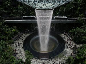 Turis Kritik Karpet Bandara Changi, Dibilang Bikin Susah Tarik Koper
