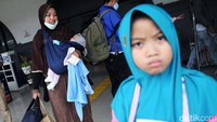 Mayoritas warga mudik bersama keluarganya. 
