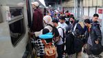 26 Ribu Penumpang Mudik dari Stasiun Senen Hari Ini