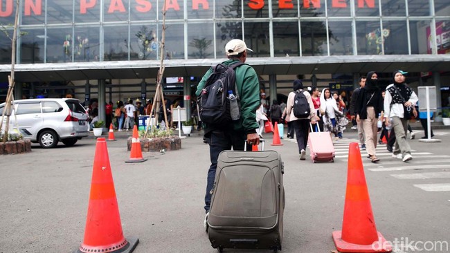 Sengitnya Perjuangan War Tiket Mudik Lebaran Pakai KAI Access