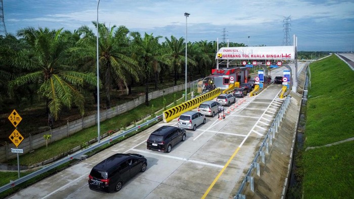 78.158 Kendaraan Lewat Tol Trans Sumatera Saat Mudik, Melesat 154%
