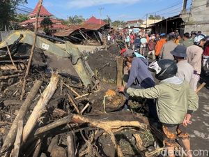 Pemkab Agam Tetapkan 14 Hari Masa Tanggap Darurat Banjir Lahar Dingin