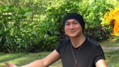 Potret Anji Manji Santai di Hutan Sambil Asyik BBQan