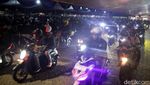 Antrean Ribuan Pemudik Motor di Pelabuhan Ciwandan