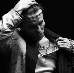 Christian Bale Rela Jalani Makeup 6 Jam Setiap Hari untuk Frankenstein