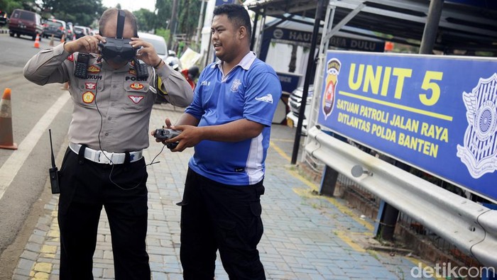 Ini Drone yang Pantau Kemacetan di Tol Merak