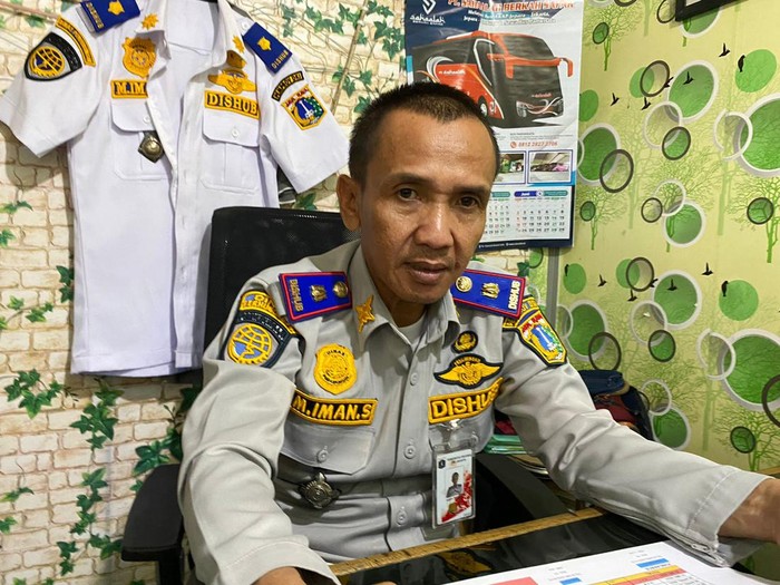 Kepala Satuan Pelaksana Terminal Lebak Bulus, Iman S, (Tina/detikcom)