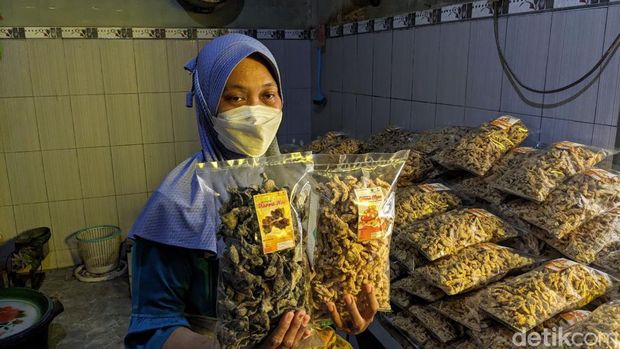 Keripik jamur di Tulungagung banjir pesanan menjelang Lebaran