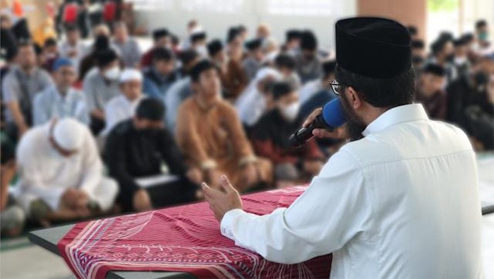 10 Contoh Teks Mukadimah MC Singkat untuk Berbagai Acara Islami