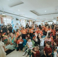 Every child’s journey is different, let us remember that each story is deserving of happiness and fulfillment. Let us nurture their dreams, support their potential, and create a world where every child’s unique tale is one of hope, love, and joy. #EveryChildMatters #BermainBersamaIssa, tulis keterangan dalam unggahannya. Foto: Instagram/@nikitawillyofficial94