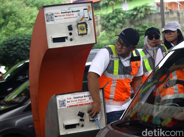 Penambahan Mesin Tap Pembayaran Exit Tol Merak