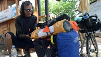 Veri Sanovri melakukan perjalanan mudik ke kampung halaman di Palembang dengan jarak tempuh lebih dari 600 km.   