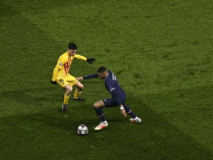 Guendogan: Untuk Mengalahkan PSG, Barcelona Harus...