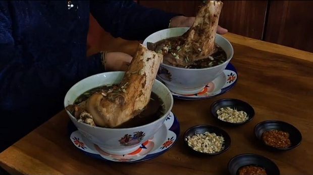 Rawon sumsum Surabaya