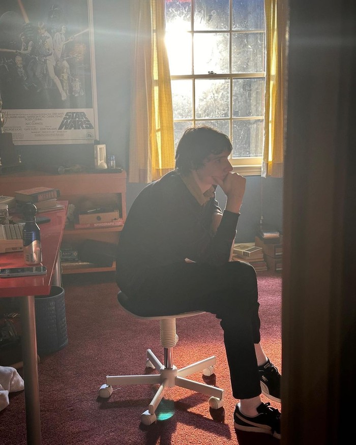 Foto belakang layar syuting Stranger Things 5.
