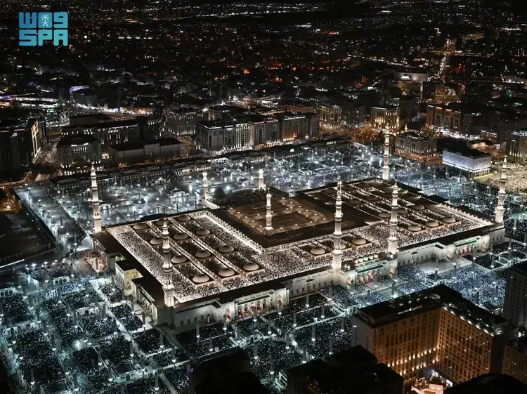Padatnya Masjid Nabawi saat Tarawih Malam ke-27 Ramadan