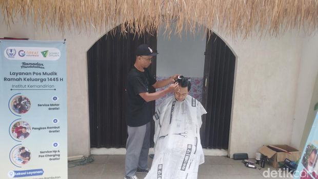 Taman Cirebon Power yang bisa digunakan pemudik untuk beristirahat.