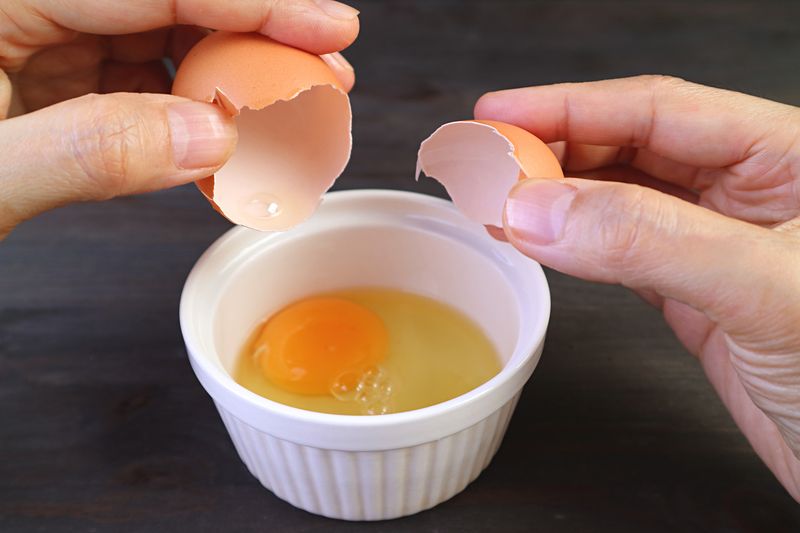 Cara mengetahui telur busuk