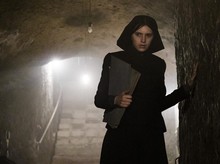 Review The First Omen: Warisan Horor yang Mengejutkan