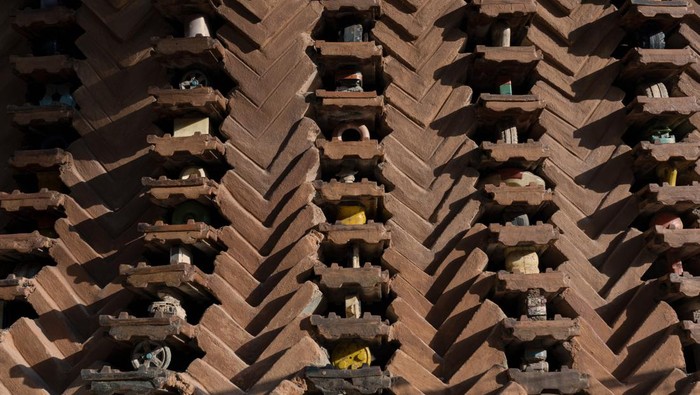 Toy Storey house/Dinding rumahnya dibuat dari mainan