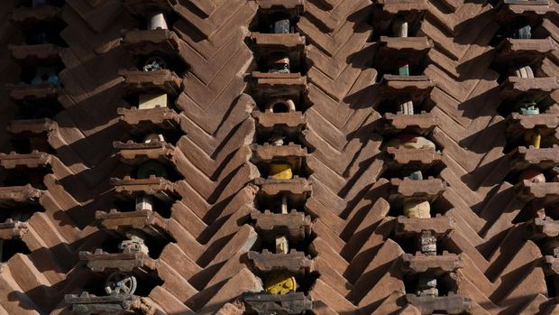Toy Storey house/Dinding rumahnya dibuat dari mainan